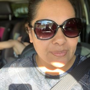 Meet your Posher, Victoria